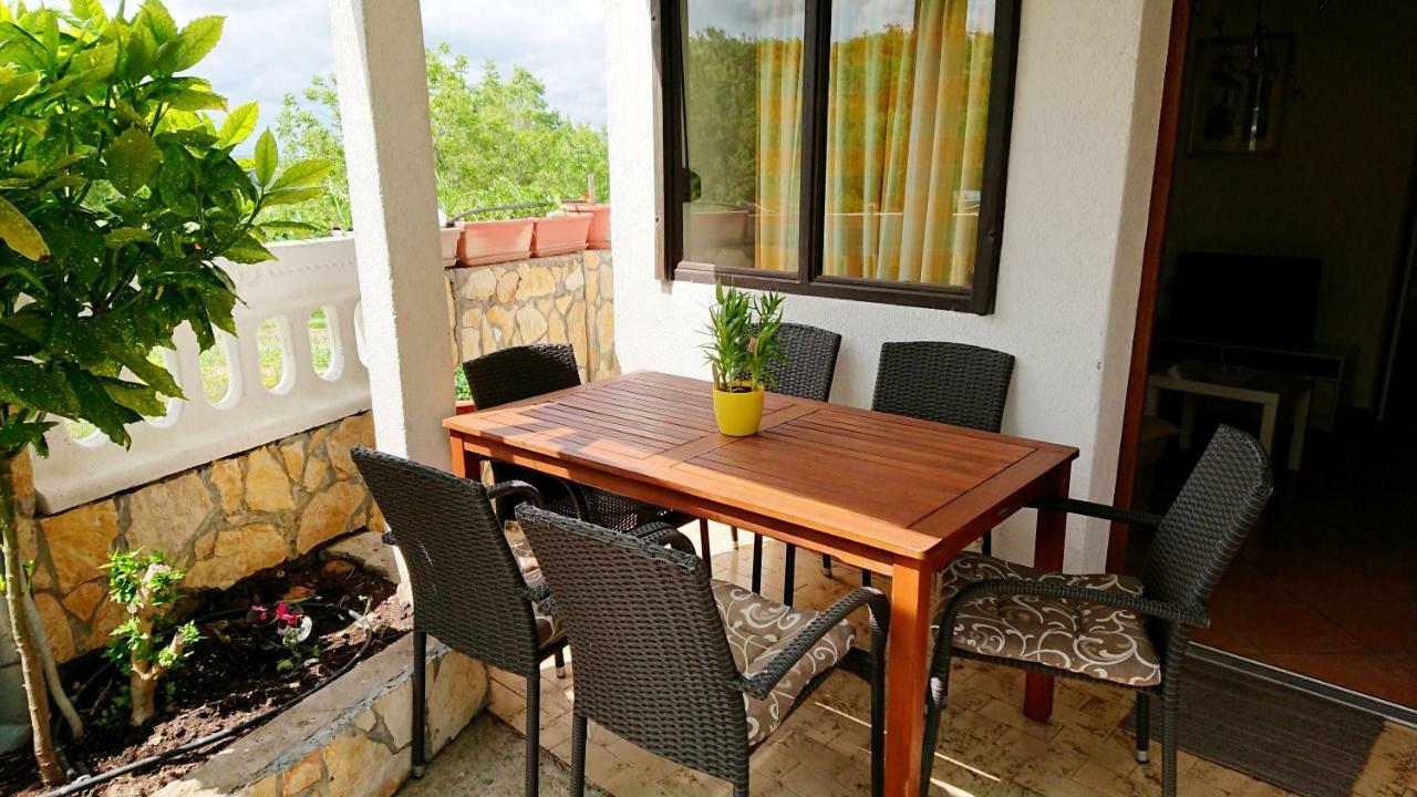 Apartments Rogocana Labin  Exterior foto