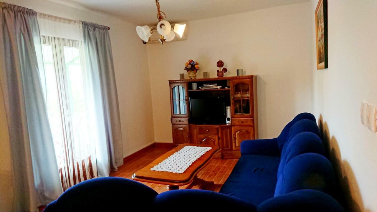 Apartments Rogocana Labin  Exterior foto