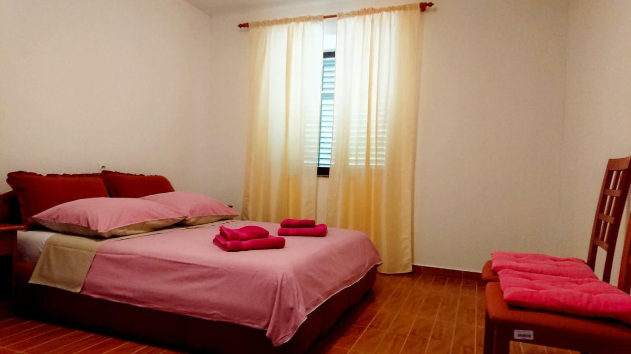 Apartments Rogocana Labin  Exterior foto